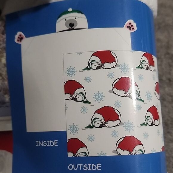 Polar Bears Kids Velvet Hooded Blanket Size 40in X 47.5 in - Picture 4 of 4